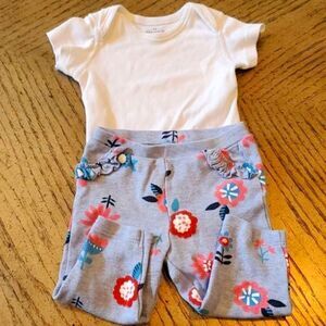 6-9 months girls onsie and pants set.
